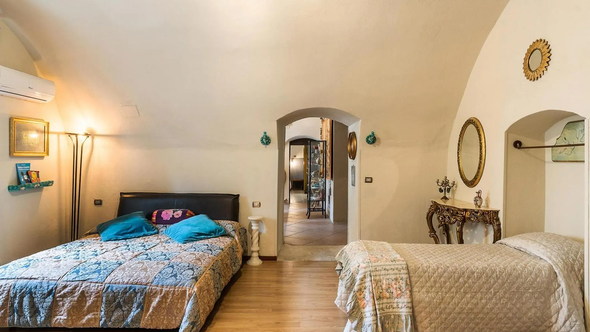 Il Feudo By Barbarhouse Hotel Bari Guest house