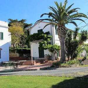 Ss Annunziata , San Vincenzo Italie
